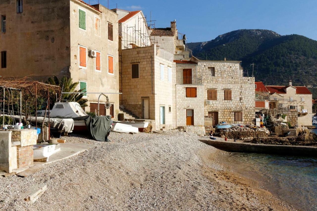 Beach House Gusla Komiža Exterior foto
